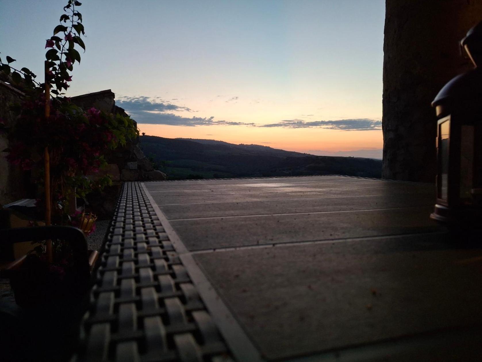 Agriturismo Capannacce 圣奎里科 外观 照片
